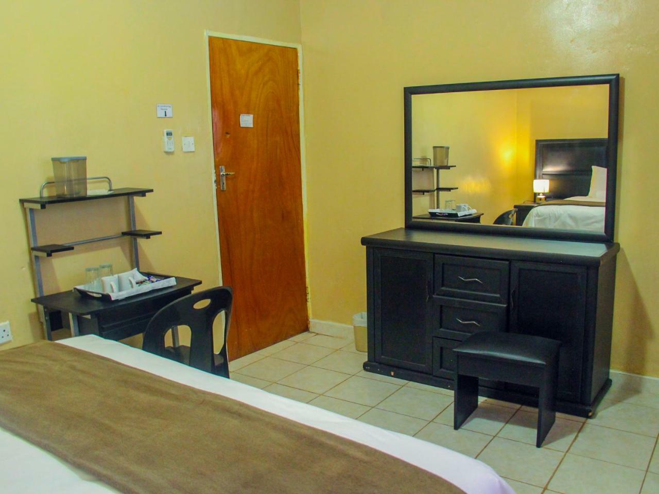Bj&T Vacation Homes Kasane Exterior foto